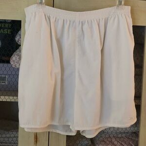 Vintage Reebok Women’s White Athletic Shorts Size XL Made In Taiwan Elastic
